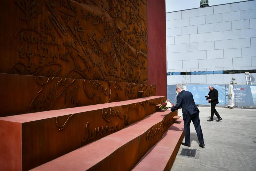В Риге сдан в эксплуатацию 10-метровый объект в память об оккупации Латвии
