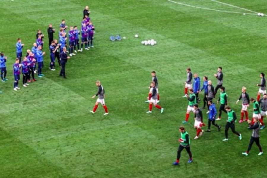 В сети восхитились аплодисментами игроков Финляндии в адрес футболистов Дании