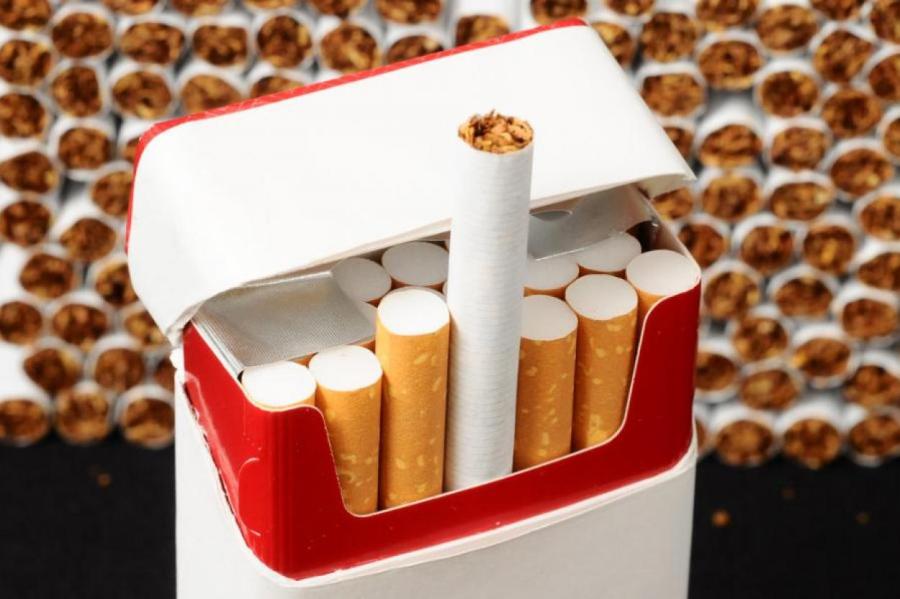 В Риге новое мошенничество: «Продаю сигареты за полцены!»