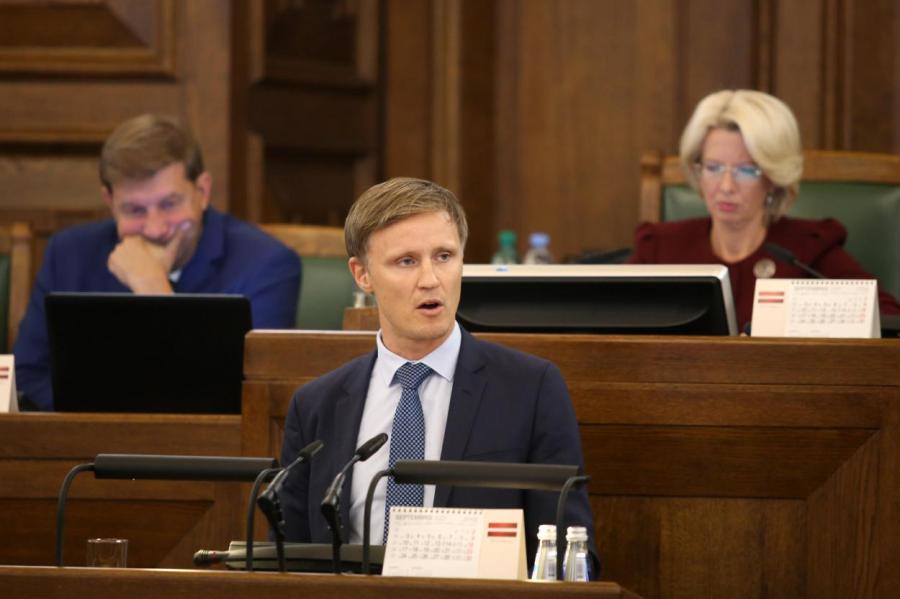 Латвийским депутатам, сотрудничающим с Беларусью, велено сменить ориентацию