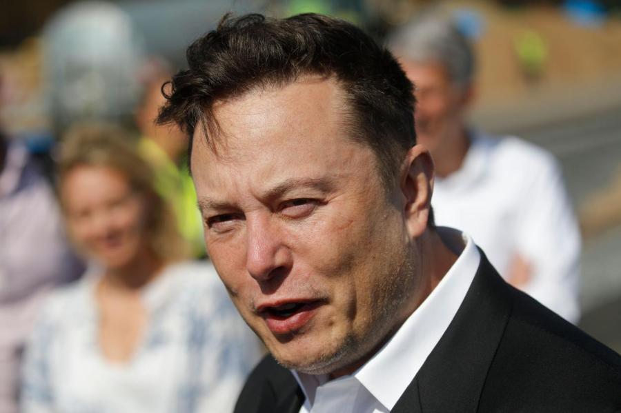 Илон Маск назвал условие для продажи автомобилей Tesla за биткоины
