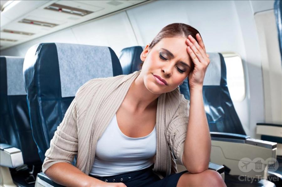 Причины, из-за которых может стать плохо в самолете