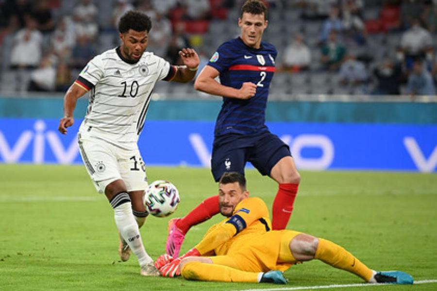 Франция обыграла Германию в центральном матче первого тура группового этапа Евро