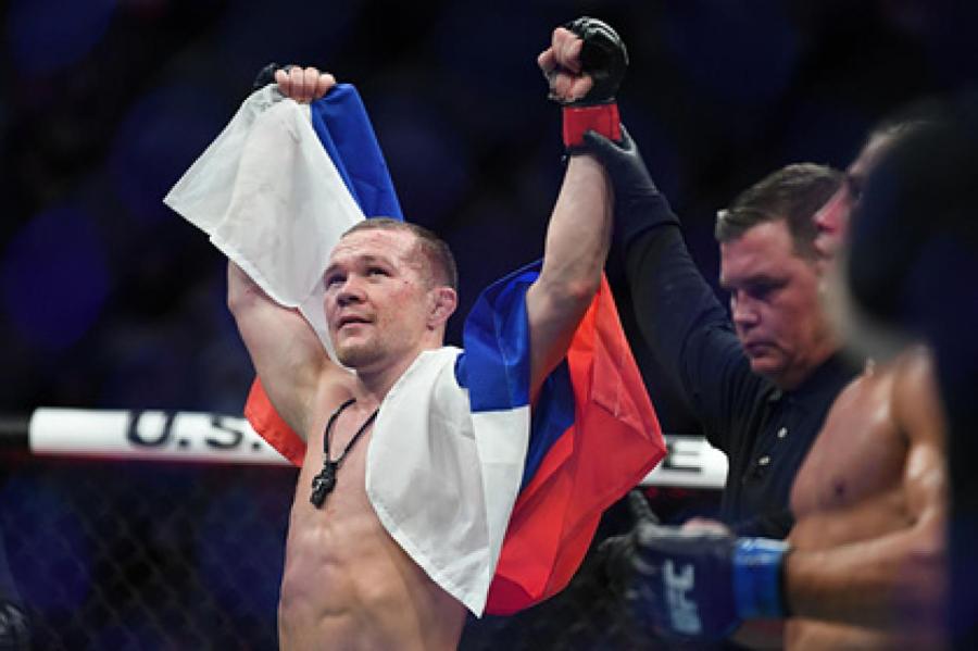 Боец UFC захотел побить Петра Яна в России