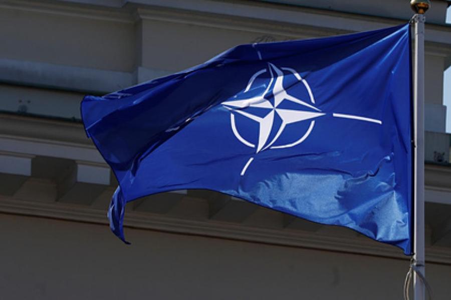 Украину отказались пускать в НАТО еще 15 лет