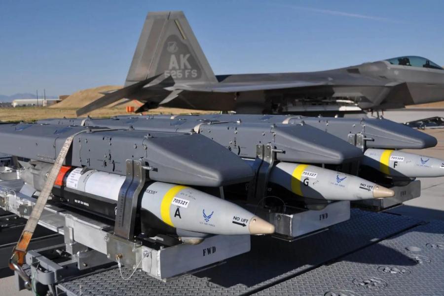 Истребитель шестого поколения ВВС США получит дешевую «российскую» версию