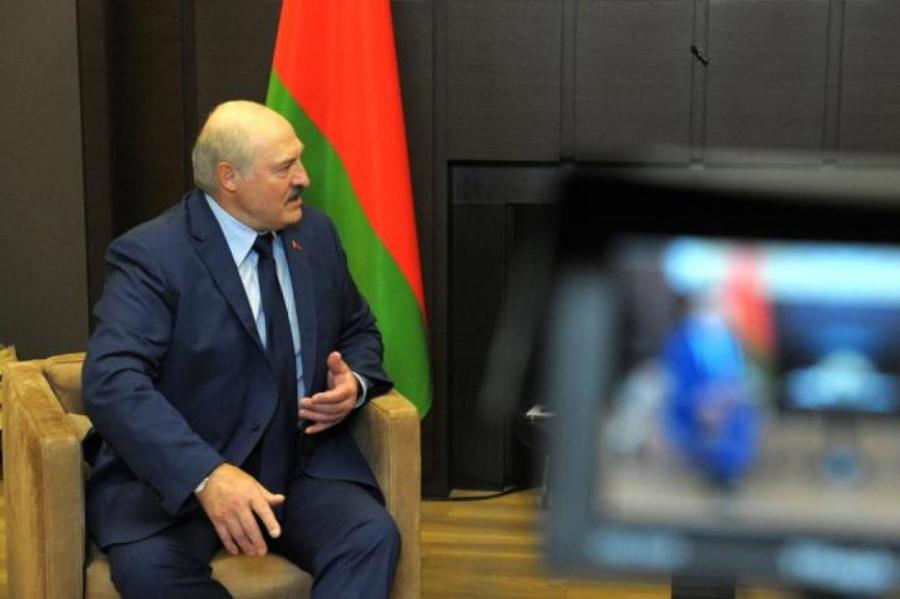 Уже в этом году: Лукашенко напророчили скорый уход с поста президента