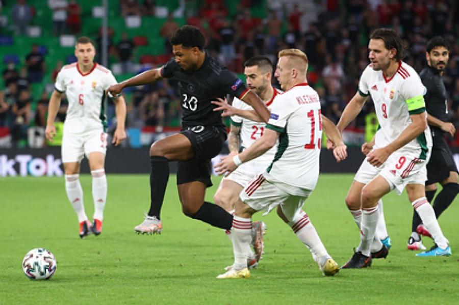 Германия вырвала ничью у Венгрии и вышла в плей-офф Евро