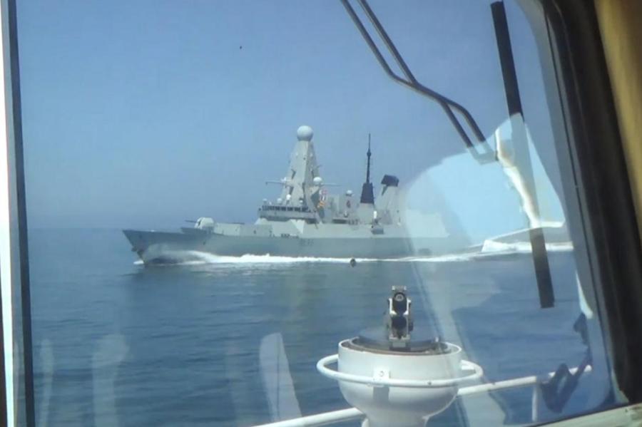 СМИ: решение о проходе британского эсминца вблизи Крыма принял Джонсон