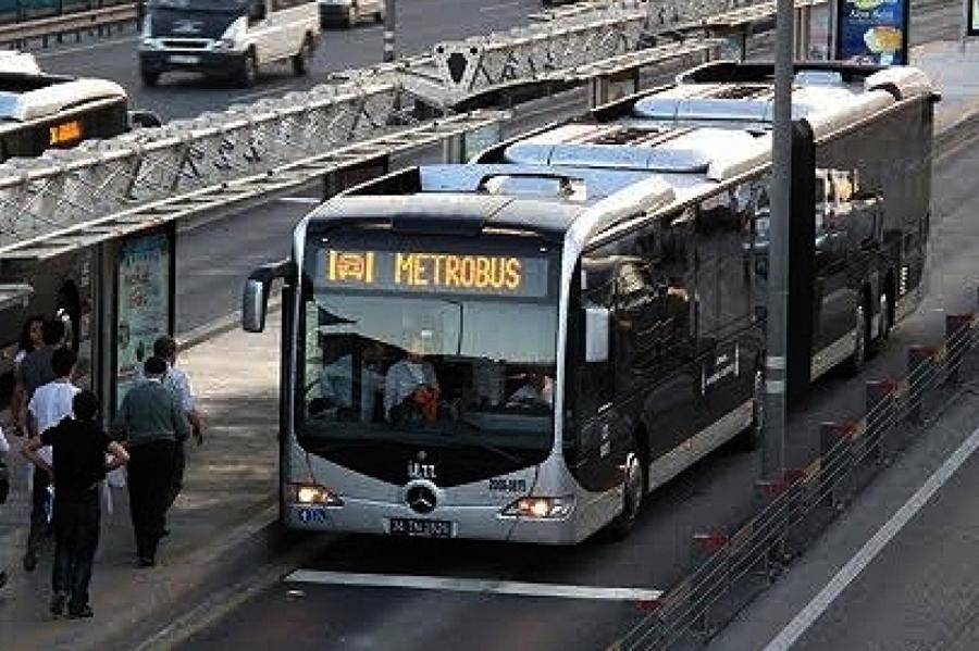 Как трамвай, но без рельсов: по Риге будут ездить метробусы