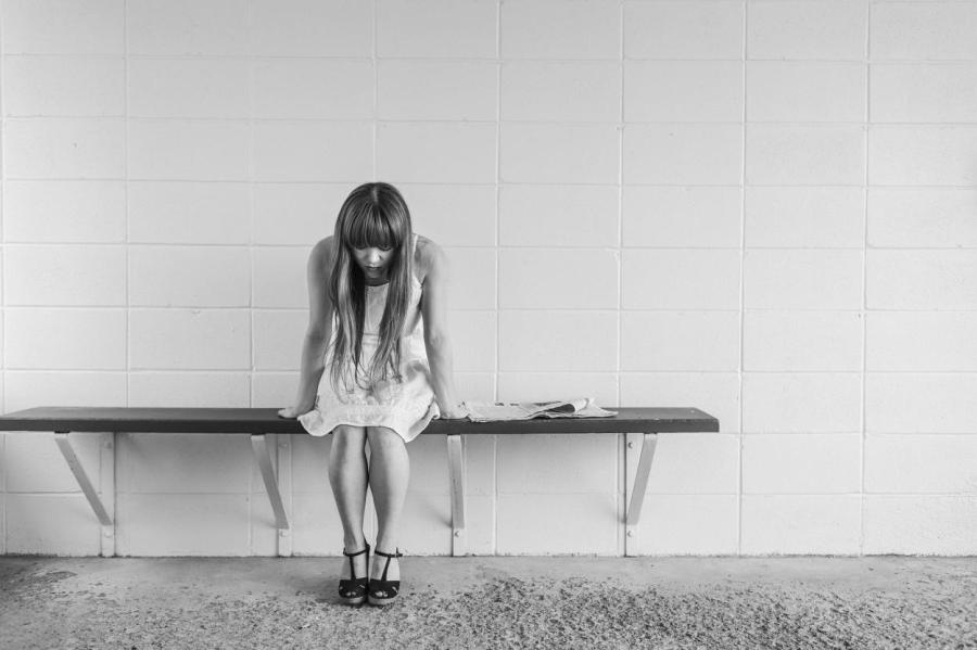 Как понять, есть ли у вас постковидная депрессия, и как с ней справиться