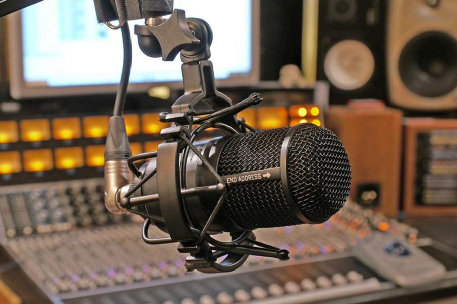 Власти закрыли латвийское радио, вещающее на русском языке