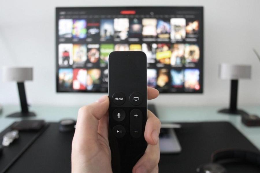 Налог на телевизор: каждый латвиец заплатит за общественное ТВ и радио