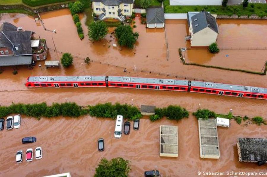 Наводнение в Германии: почему вода разрушила целые города?