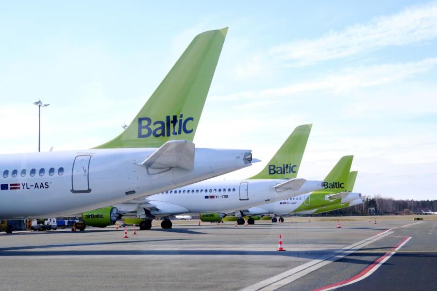 Нехватка персонала: рейсы airBaltic задерживаются все чаще