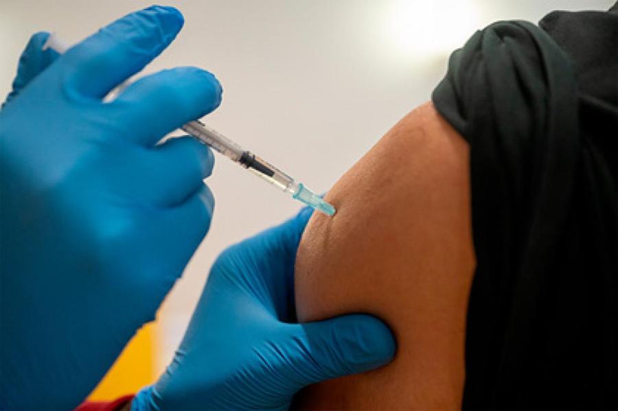 «Нам не хватает»: Португалия призвала страны ЕС поделиться с ней вакцинами