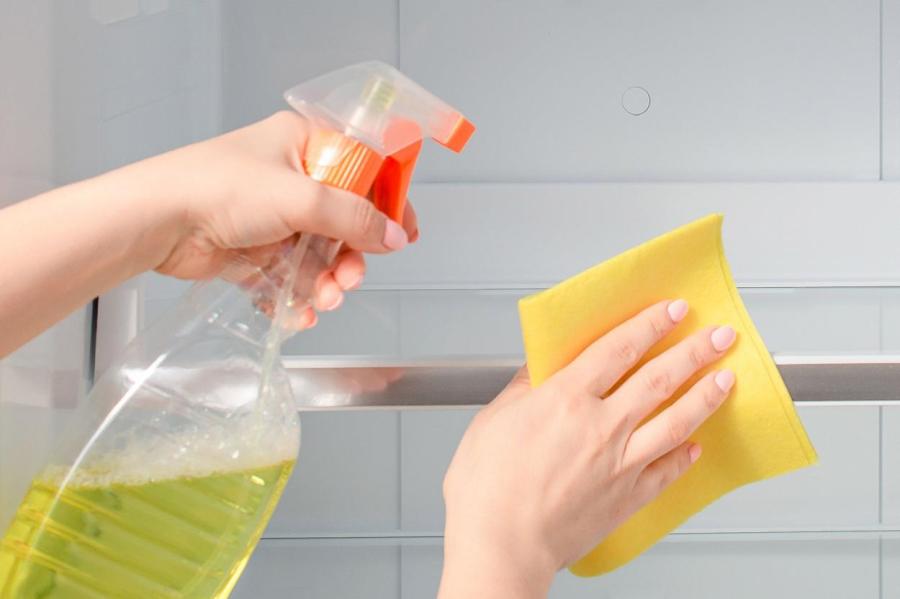 Как часто нужно размораживать и мыть холодильник