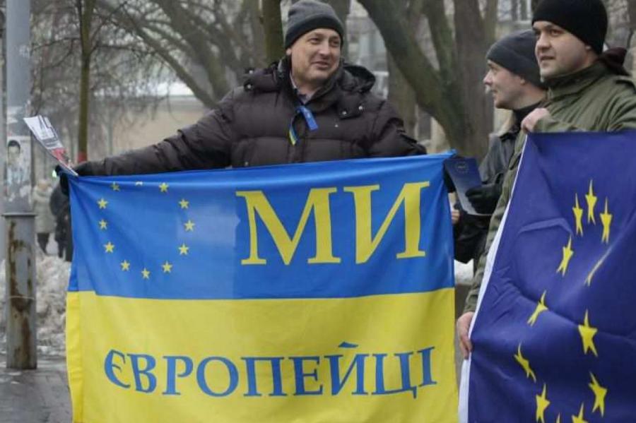 «Запад нам поможет». Экс-депутат Рады о том, кто и как разделит Украину