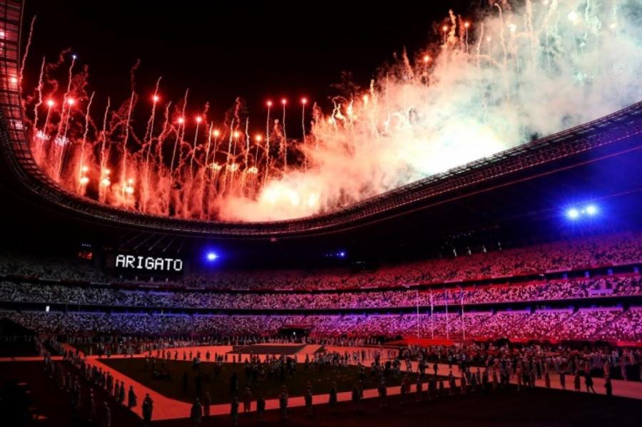 Швецов с флагом Латвии: как закрывалась Олимпиада в Токио