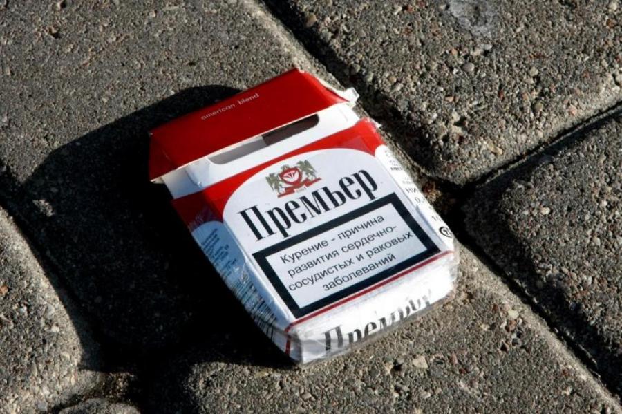 В пандемию в Латвии стали курить больше контрабандных сигарет