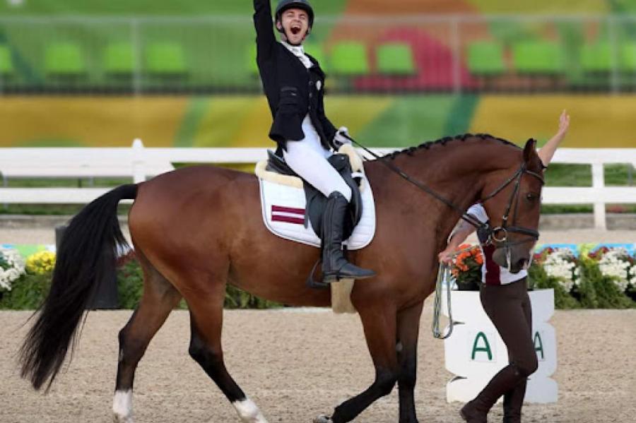 Латвия получила уже вторую медаль за день на паралимпийских играх в Токио