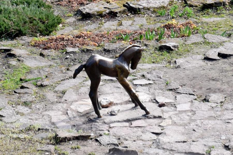 Скончалась скульптор Гайда Грундберга, автор жеребенка на Бастионной горке