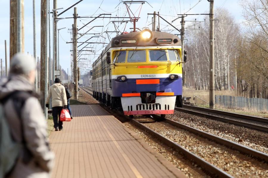 В латвийских поездах появятся вагоны только для людей с ковид-сертификатами
