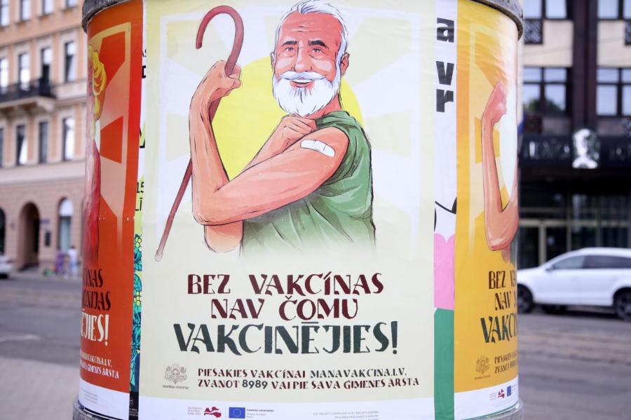 В Латвии по крайней мере одну прививку от Covid-19 получило 47% населения