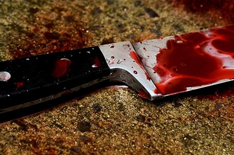Елгава: молодой мужчина изрезал ножом своего коллегу