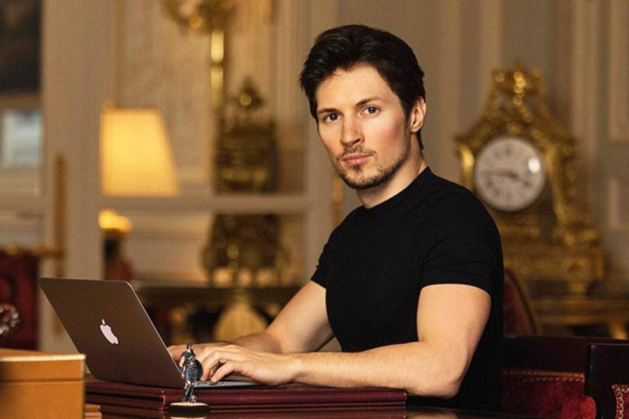 Любит чай с шалфеем и не смотрит YouTube: Павел Дуров рассказал о себе