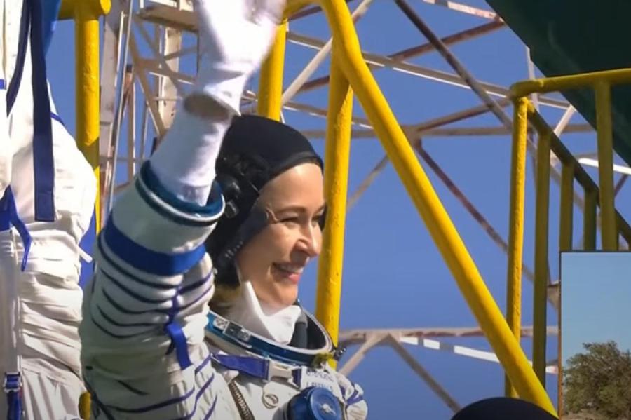 Юлия Пересильд и Клим Шипенко отправились в космос с космодрома Байконур