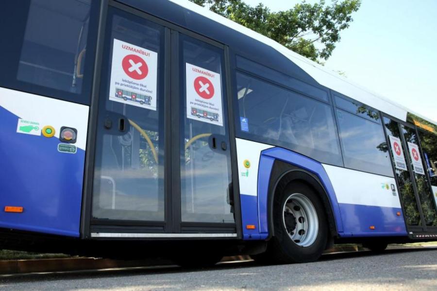 Пассажиров без ковид-сертификатов лишат льгот в общественном транспорте