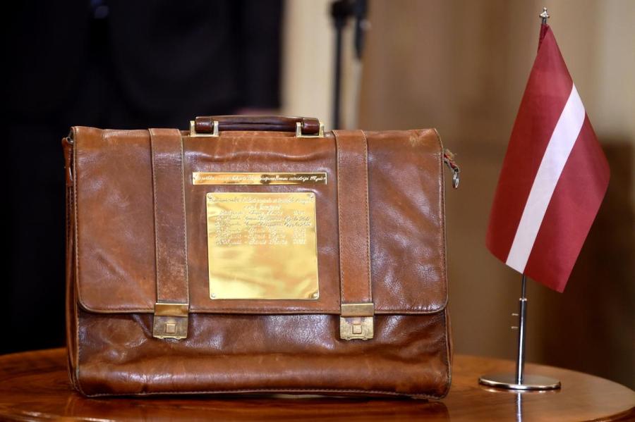 Законопроект о госбюджете на 2022 год отправится в Сейм в новом портфеле (фото)