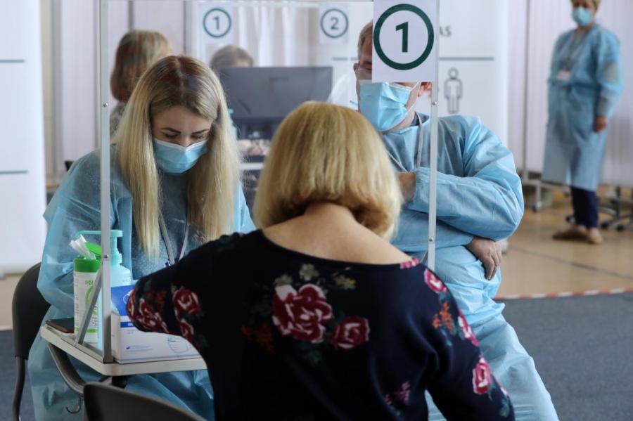 Вакцинация: русские медленно запрягают