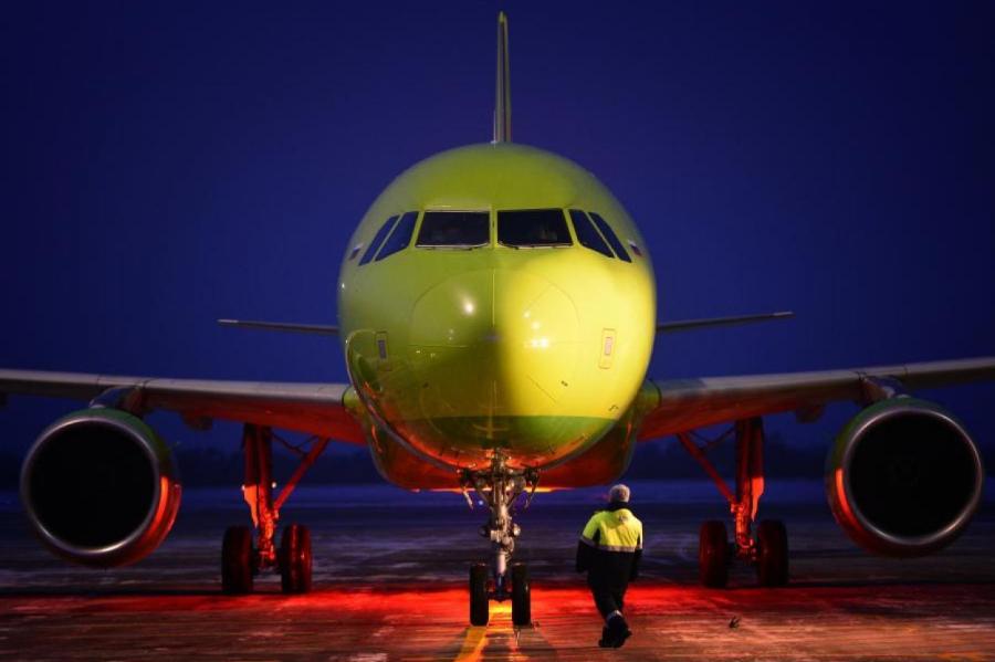 Парадокс Латвии: убыточную airBaltic спасают, прибыльную LDz топят