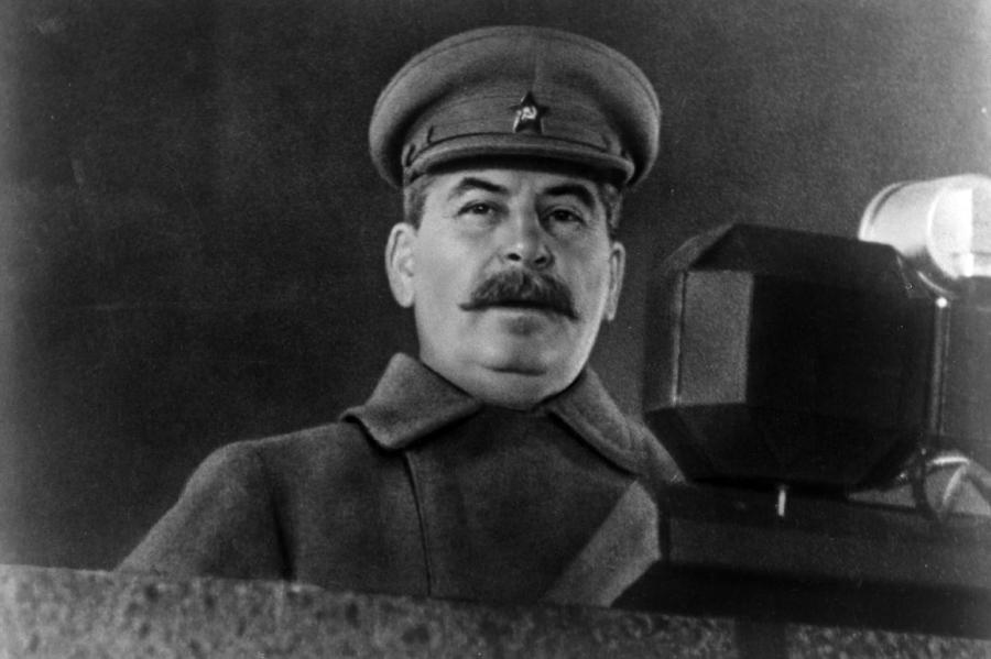 В Германии обвинили ультраправых в ложном переводе важнейшего приказа Сталина