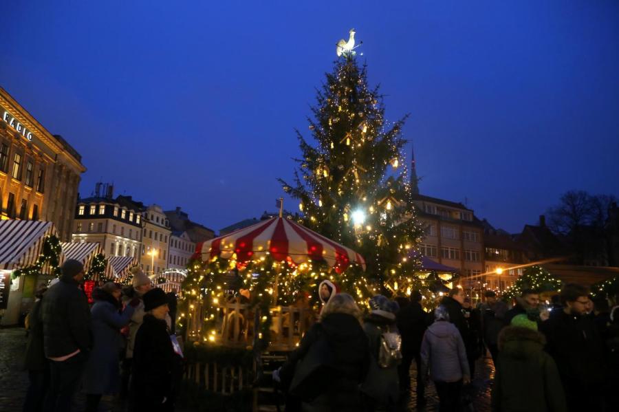 Сегодня обсудят порядок проведения рождественских ярмарок в Латвии