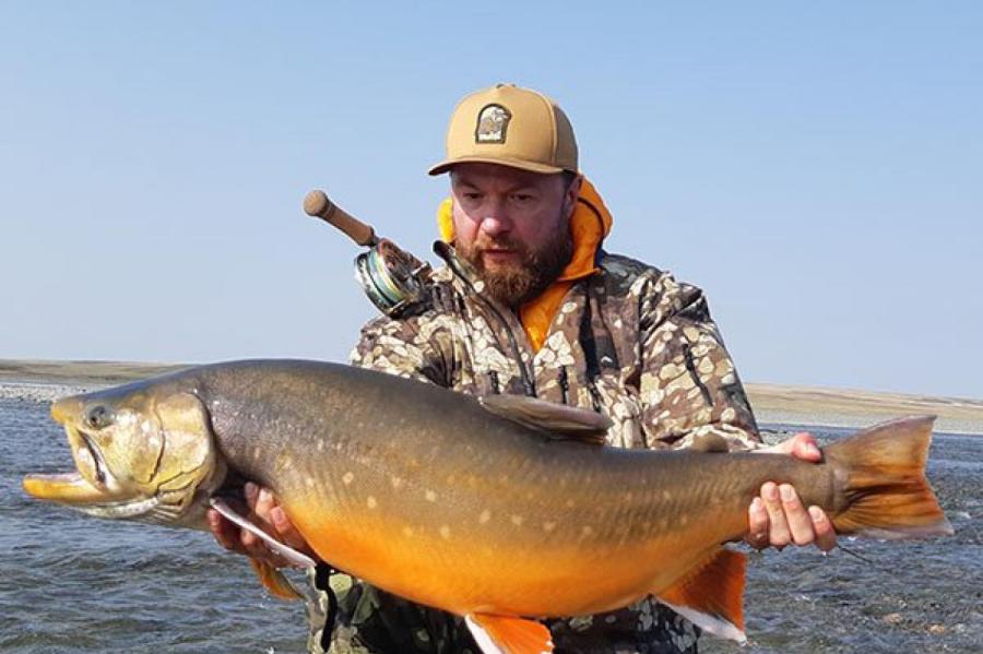 Российский рыбак побил мировой рекорд по ловле гольца