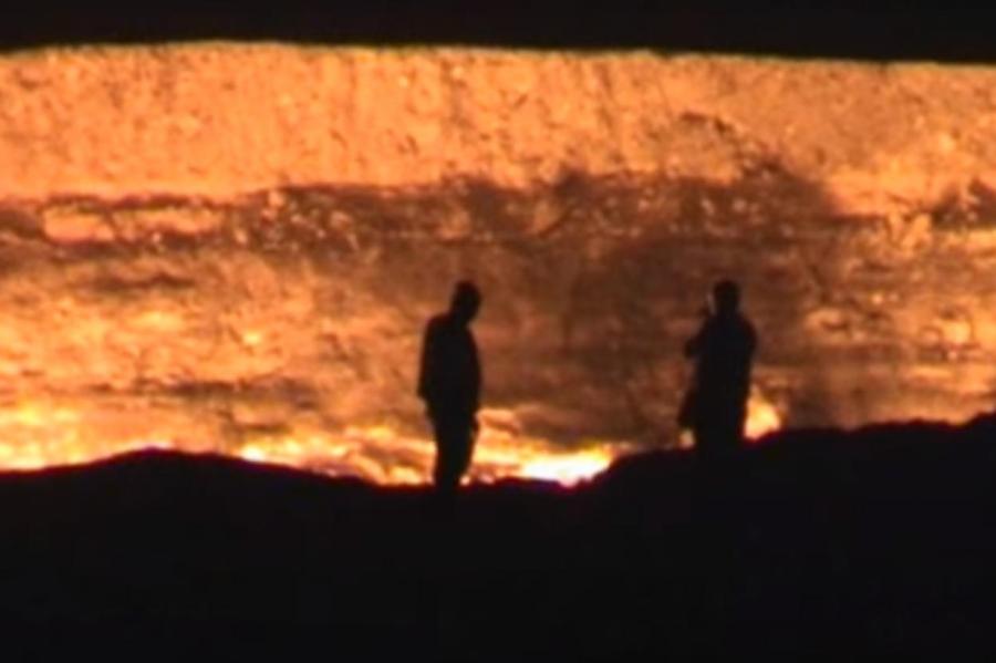 В Туркмении решили потушить горящий вот уже 50 лет газовый кратер