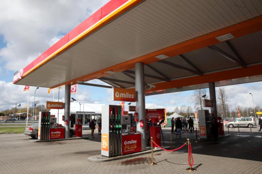 Цены на топливо в Риге снова выросли (ГРАФИК)