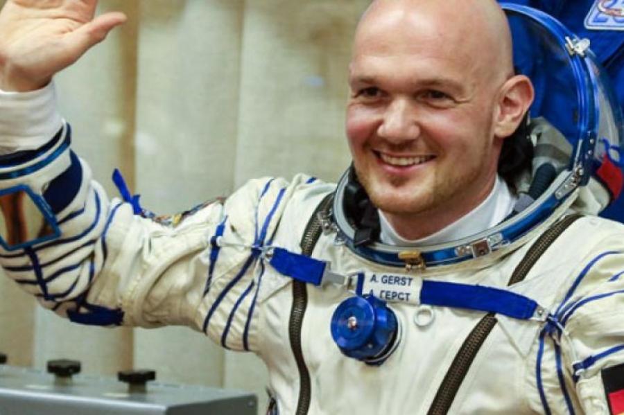 Немецкий астронавт призвал к исследованию космоса вместо войны