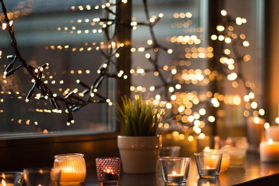 Как добавить дому зимой уюта и романтики с помощью освещения