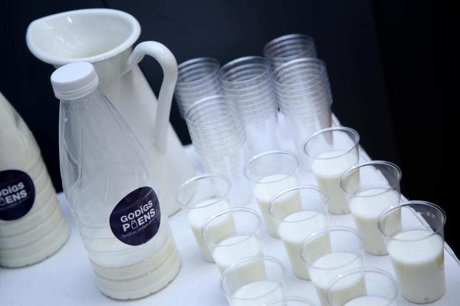 Латвийская молочная промышленность переживает тяжелый кризис