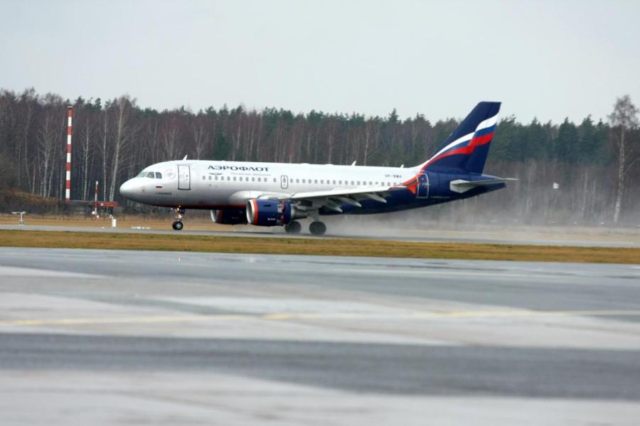 Латвия может закрыть небо для российских авиакомпаний — министр