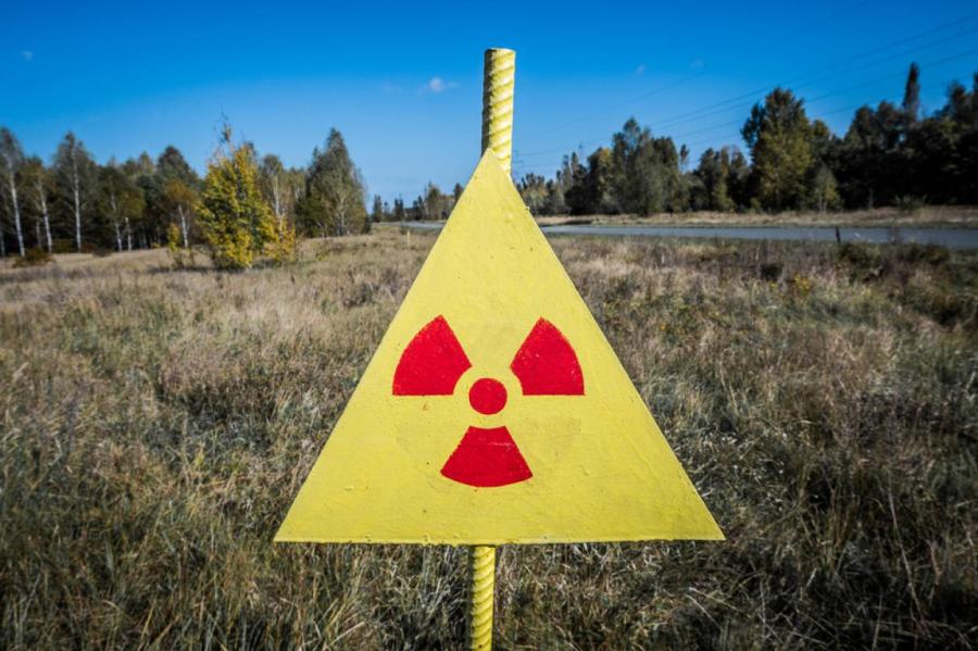 На фоне сообщений о боях вокруг украинских АЭС в ЕС скупают таблетки от радиации