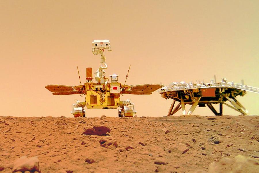 Китайский марсоход позволил предположить, что ландшафт Марса сформирован водой