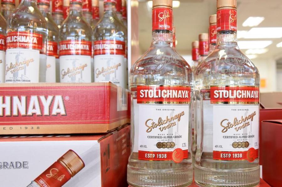 В эстонских магазинах российскую водку заменили на латвийскую