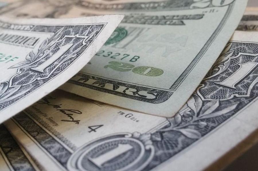 Экономист рассказал о последствиях запрета на ввоз долларов в Россию