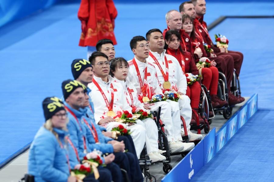 Китай досрочно выиграл медальный зачет домашней Паралимпиады