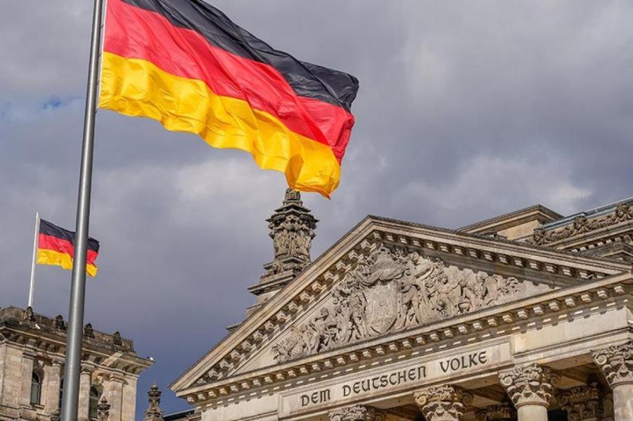 Германия может национализировать немецкие «дочки» «Газпрома» и «Роснефти» — СМИ